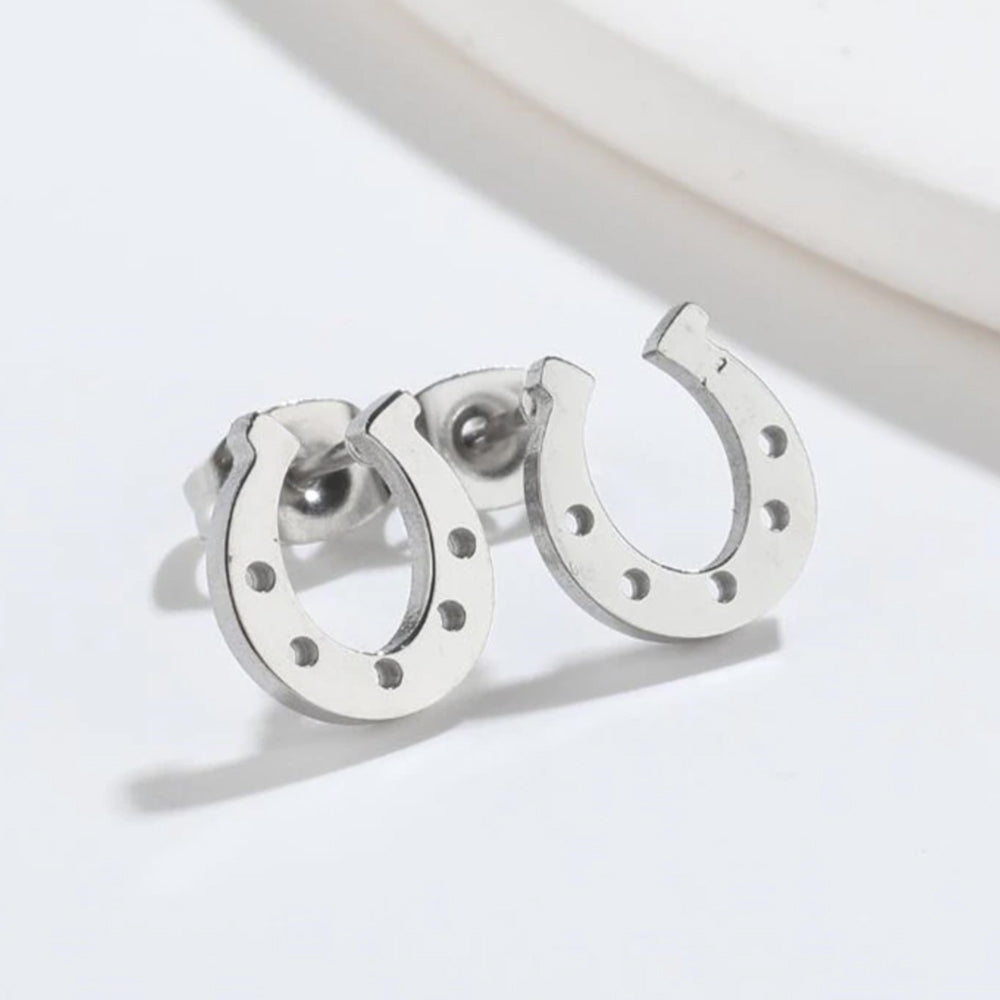 Oméga Earrings