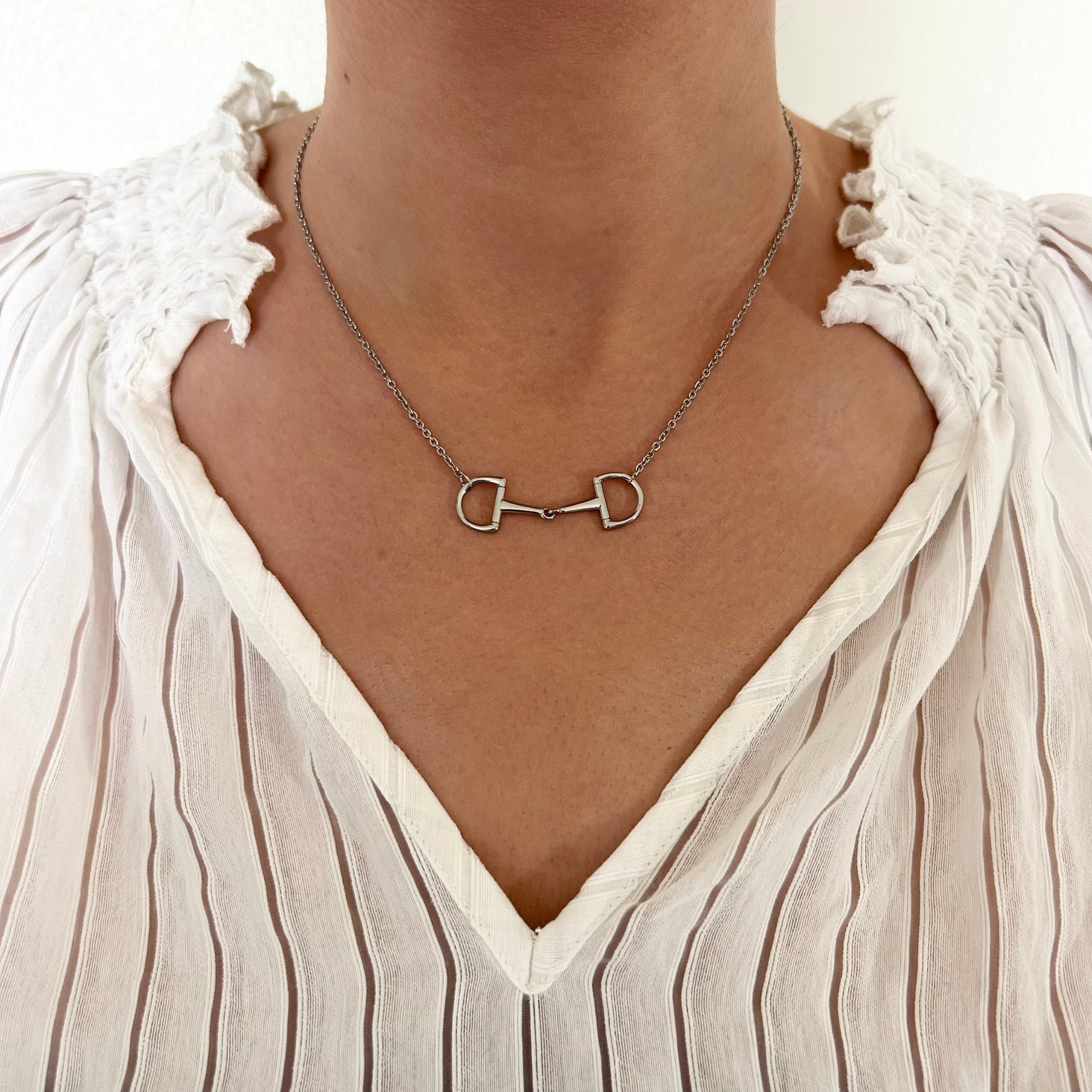 Oly Necklace